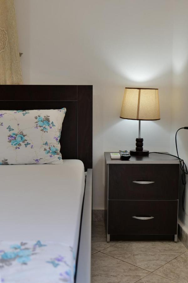 Hotel Panorama Piqeras Екстериор снимка