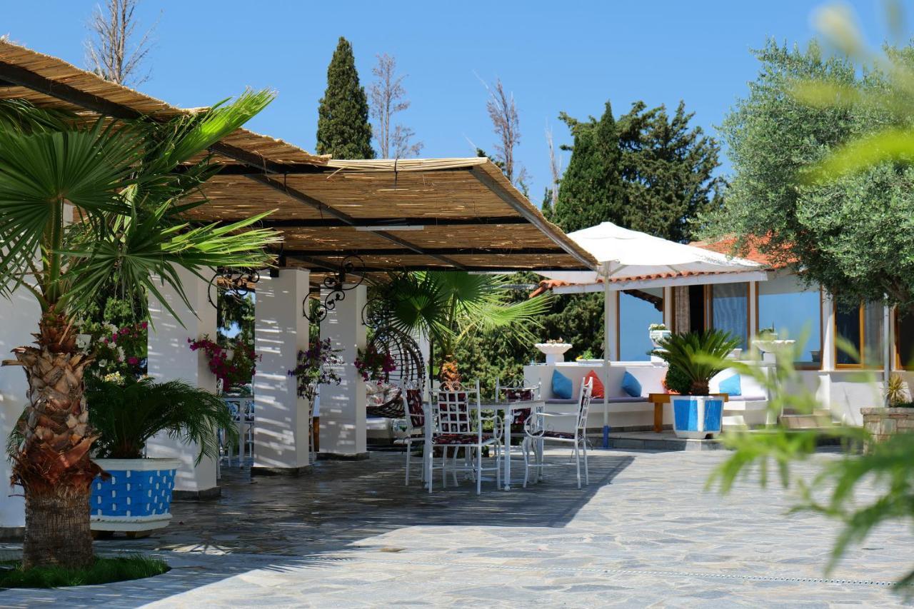 Hotel Panorama Piqeras Екстериор снимка