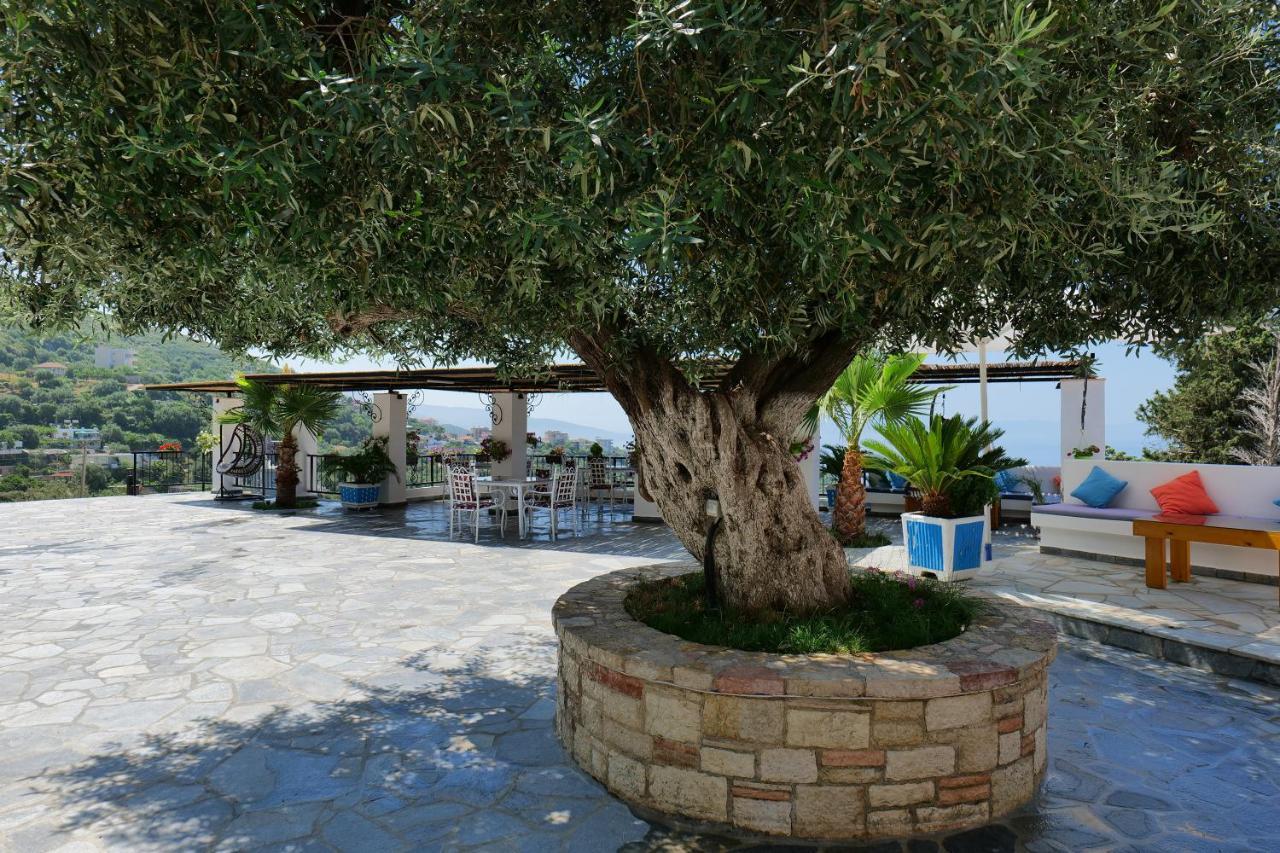 Hotel Panorama Piqeras Екстериор снимка