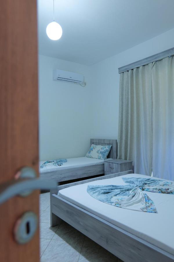 Hotel Panorama Piqeras Екстериор снимка