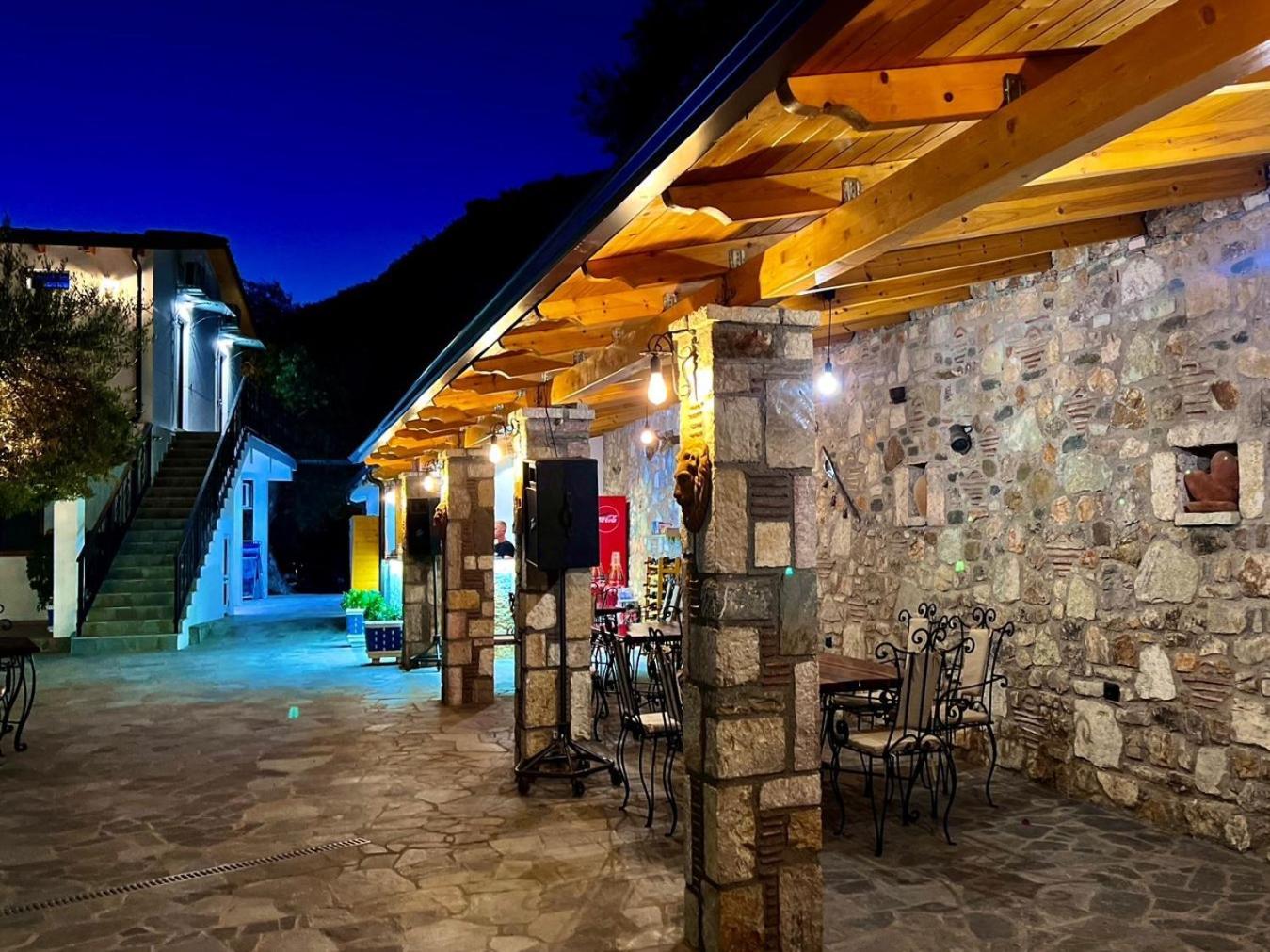 Hotel Panorama Piqeras Екстериор снимка